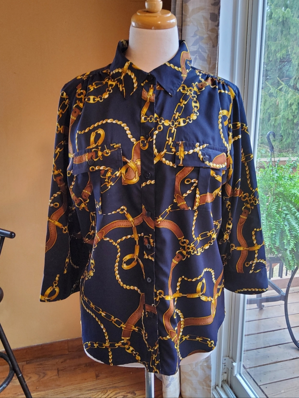 Croft & Barrow Navy Blouse with Gold Chain and Brown Belt Print